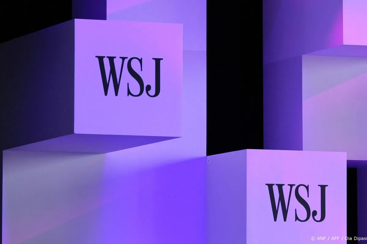 Trump dreigt WSJ aan te klagen om artikel over brief aan Epstein