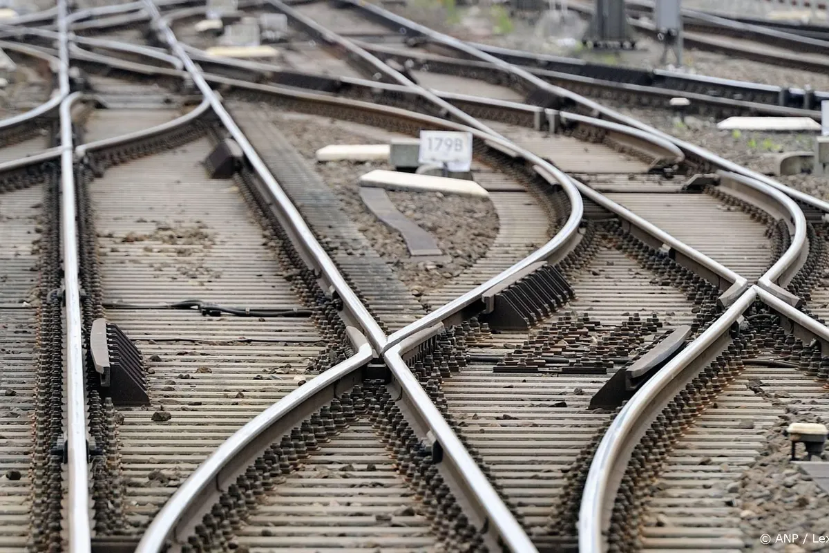 Raad van State: spoor tussen Alkmaar en Amsterdam mag op de schop