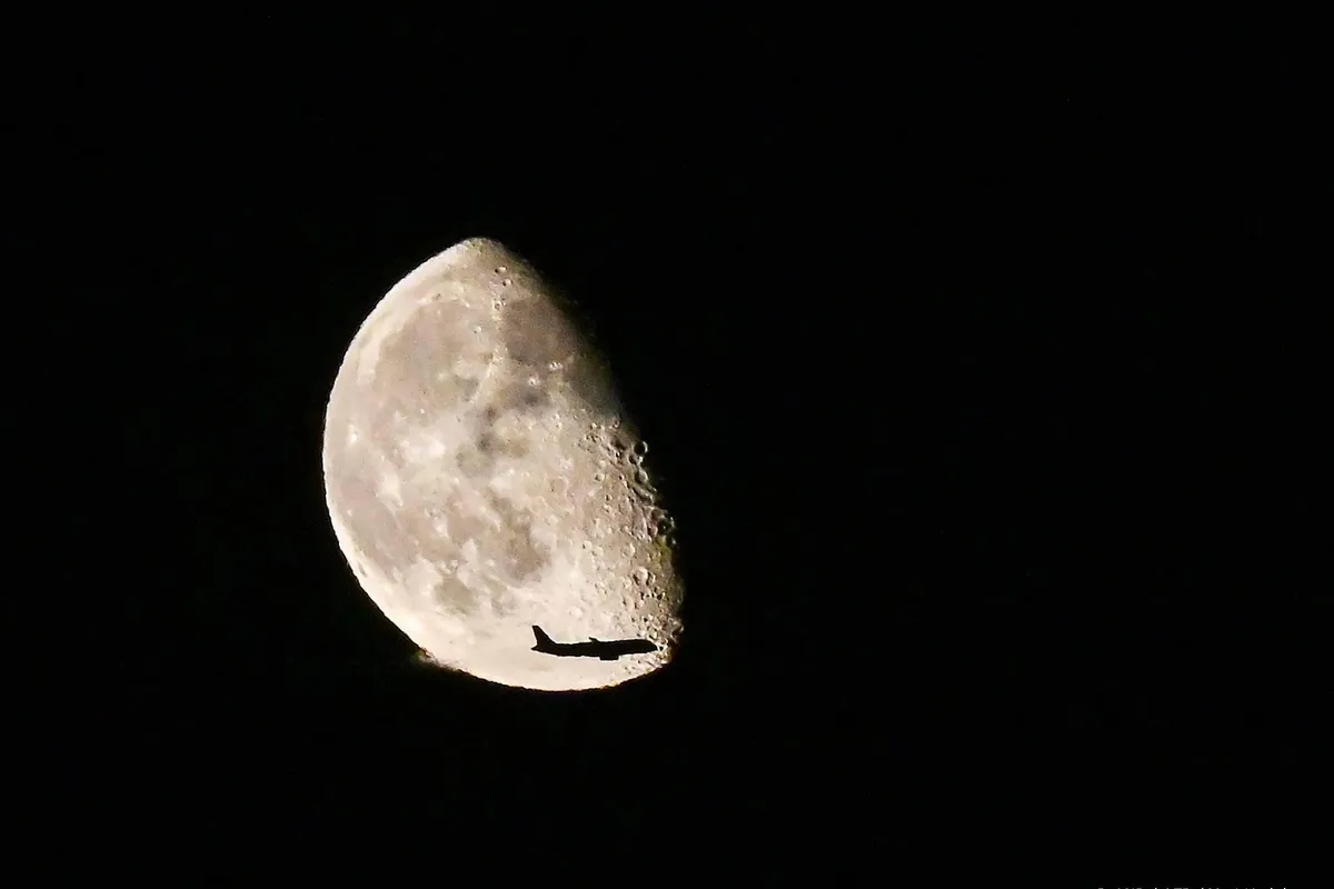 Russisch vliegtuig met tientallen inzittenden neergestort