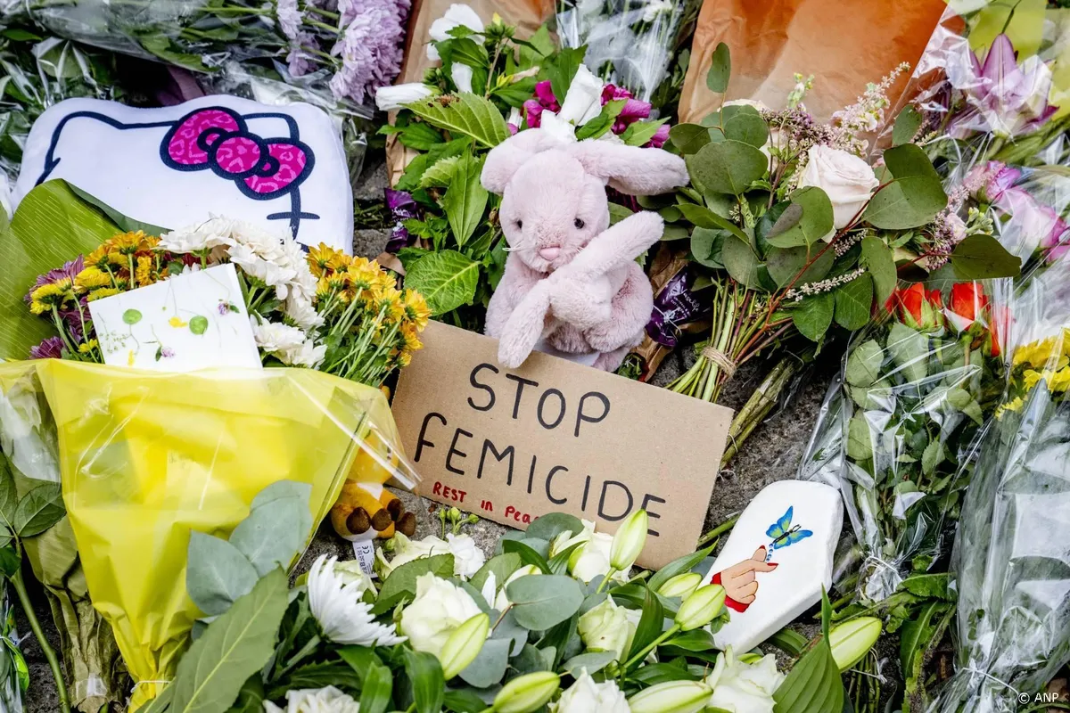 Tientallen bij rouwstoet voor in Gouda doodgeschoten vrouw