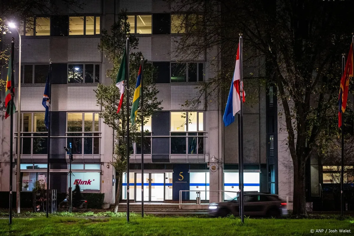 Israëlische ambassade noemt Nederlandse sancties historische fout