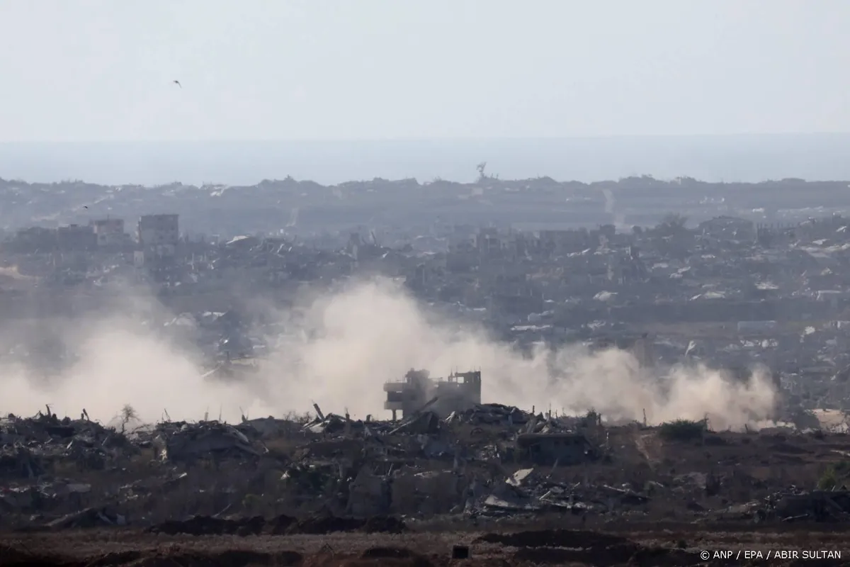 Tientallen doden door Israëlisch vuur op voedselhulprij Gaza