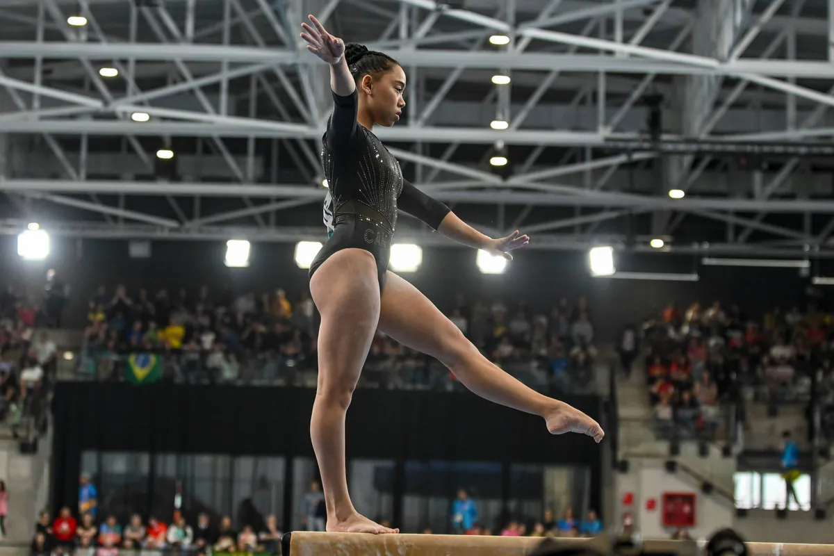 Gideon van Meijeren (FVD) prijst verbod op trans vrouwen in de sport: "Wel zo eerlijk"