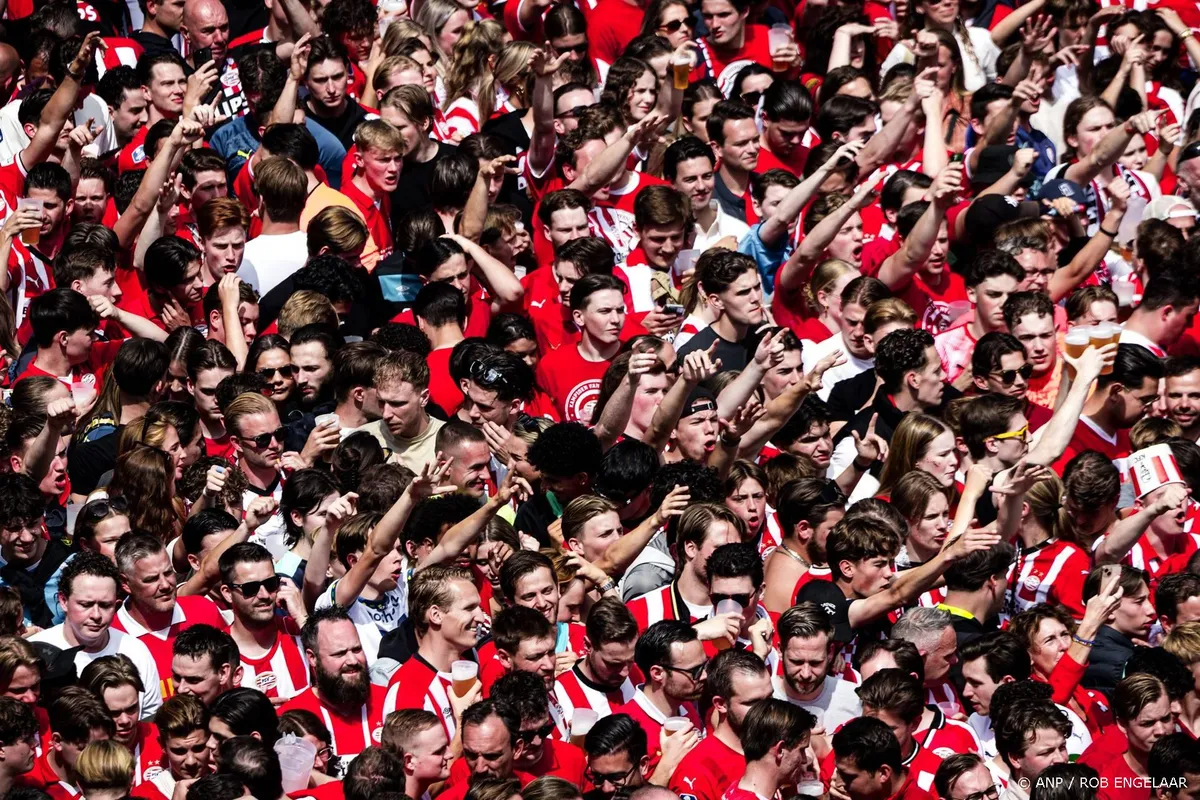 Negen verdachten aangehouden voor geweld rond kampioenschap PSV