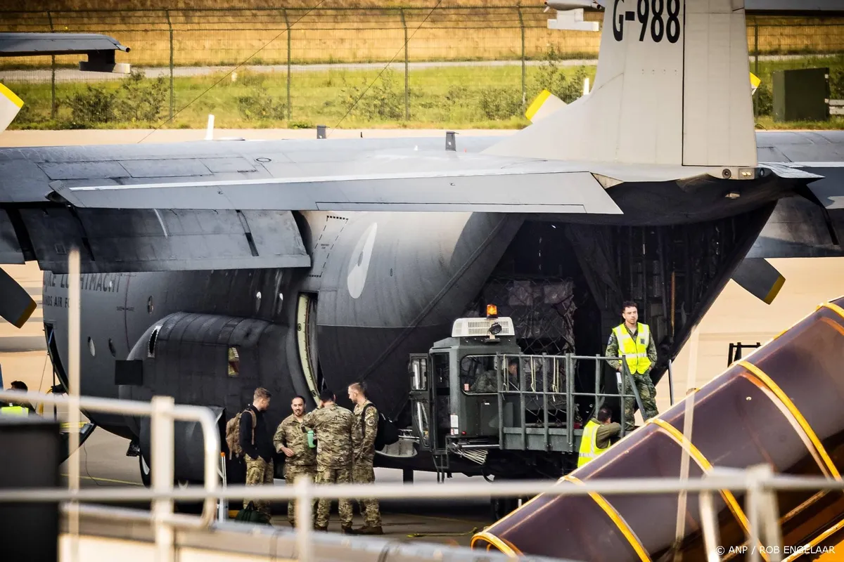 Militair vliegtuig vertrokken voor voedseldroppings boven Gaza