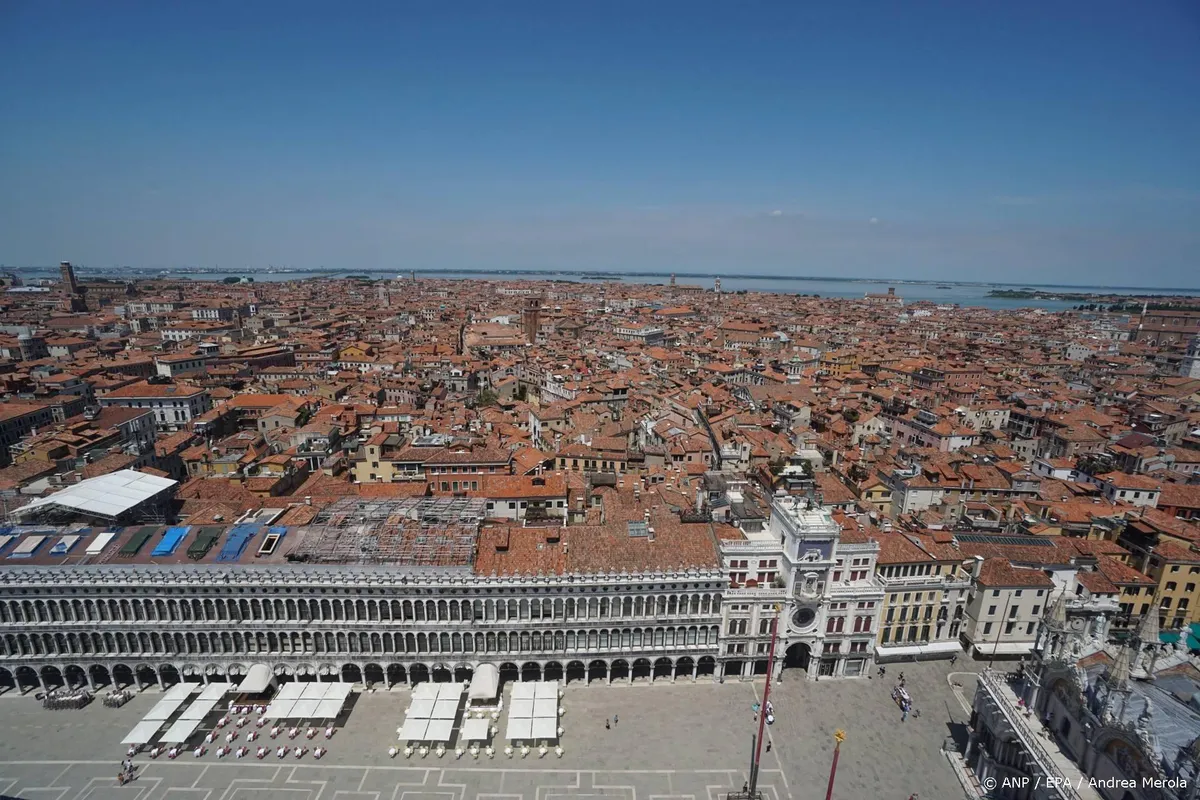Massale zoekactie voor kust Italië naar 6-jarig jongetje