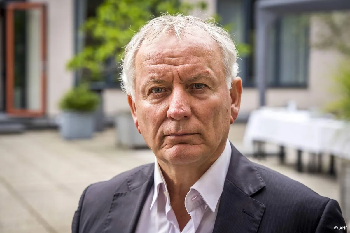 Oud-politiebaas Jan Struijs wordt lijsttrekker van 50PLUS