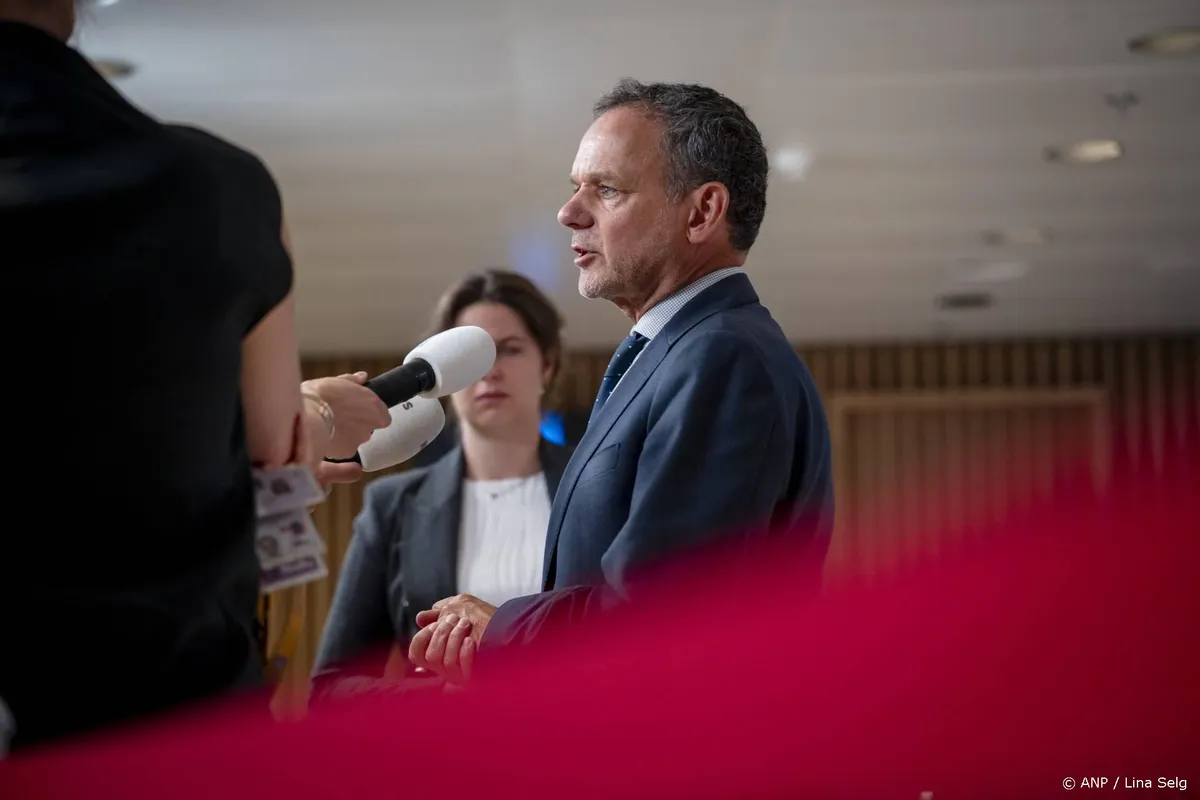 Veldkamp: straf Poetin als hij niet meewerkt aan top met Zelensky