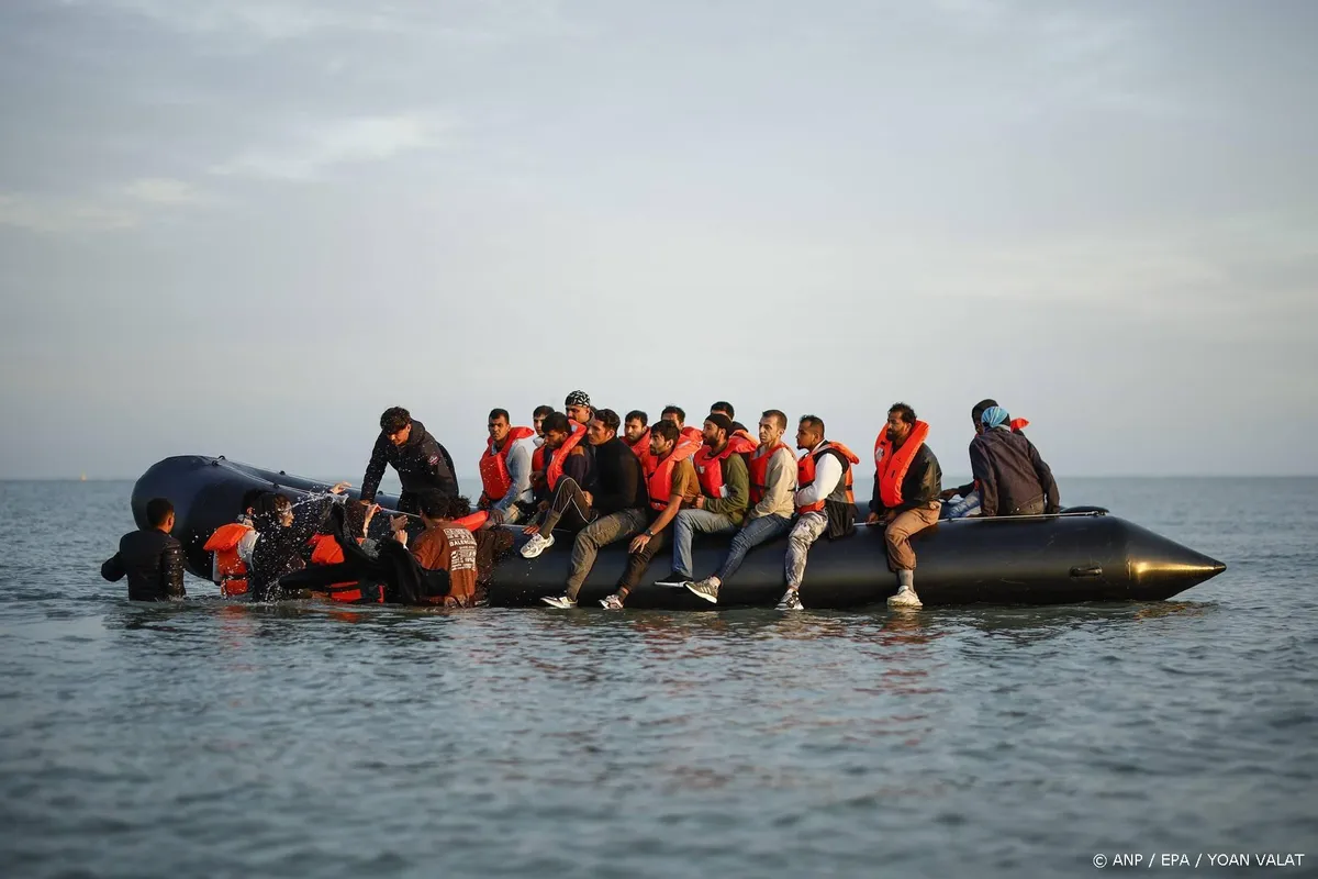 VK ziet aantal asielverzoeken stijgen naar recordhoogte