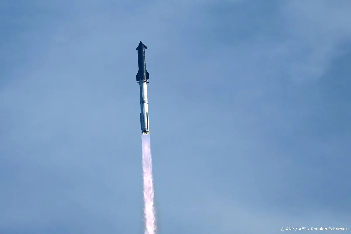 Starship landt volgens plan in Indische Oceaan