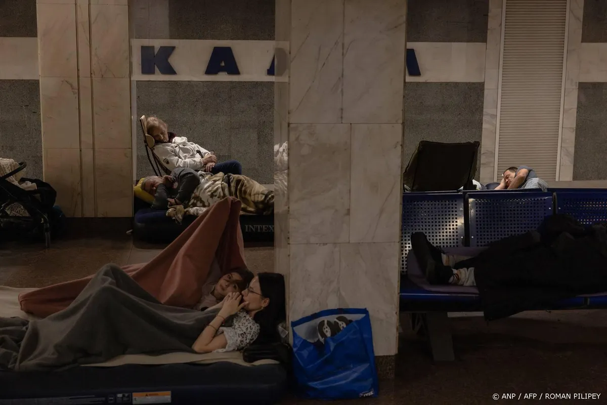 Zeker drie doden bij massale Russische aanvallen op Kyiv