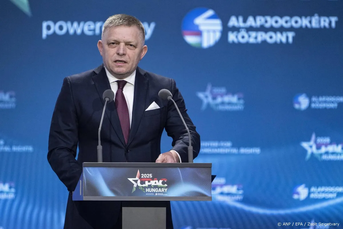 Slowaakse premier Fico ontmoet Xi, Poetin en Zelensky