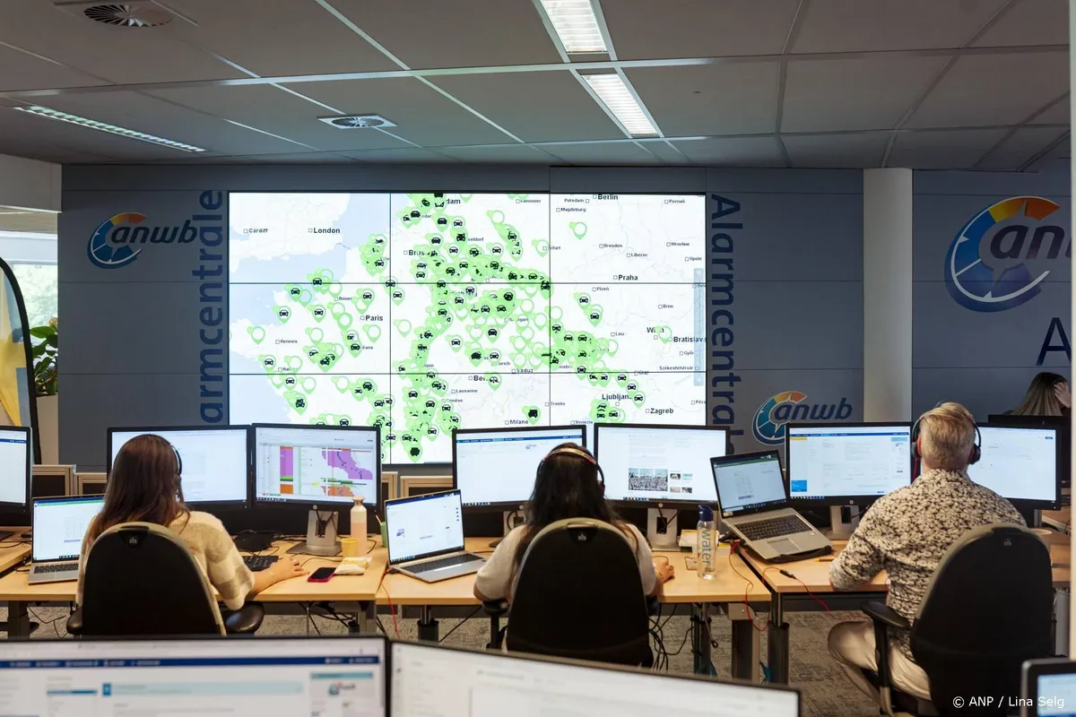 Voor het eerst in jaren minder hulpvragen bij ANWB Alarmcentrale