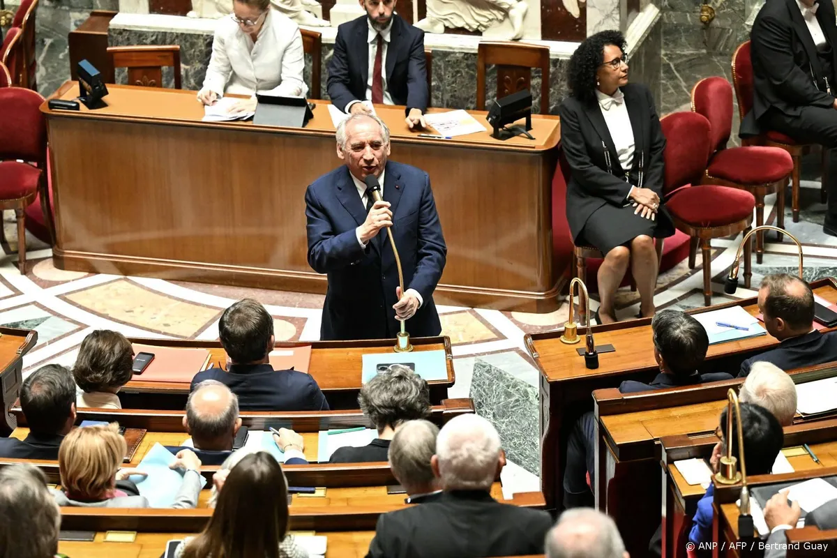 Vertrouwensstemming over Franse premier Bayrou begonnen