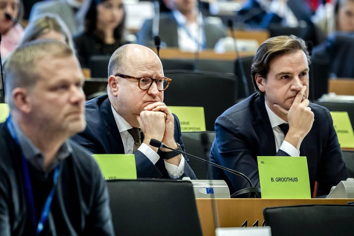 Nadruk op EU-defensie verdeelt Nederlandse Europarlementariërs