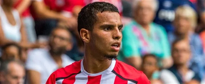 Maher start gesprekken met FC Twente: Middenvelder wil in Nederland blijven