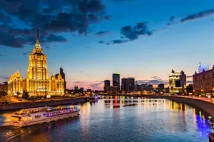 Interview: Douglas is gelukkig bij Dinamo Moskou