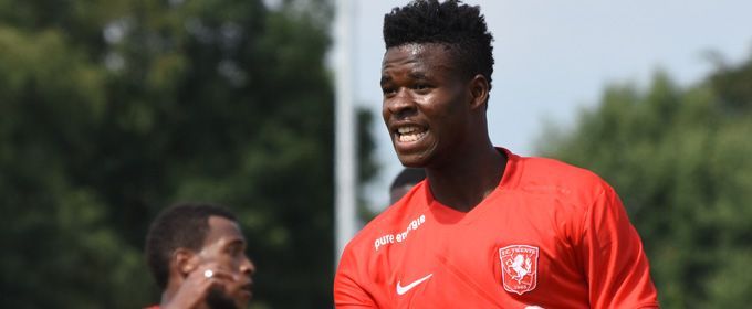 Middenvelder uit Ghana op proef bij FC Twente
