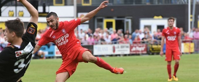 OPSTELLING: Assaidi 'gewoon' in de basis bij FC Twente