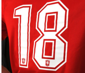 FC Twente presenteert nieuw thuisshirt, zónder sponsor