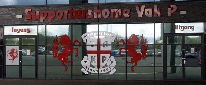 Vak-P furieus:"FC Twente is er mede schuldig aan dat het een chaos werd"