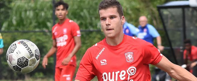 Jong FC Twente reist met vertrouwen af naar Utrecht voor duel tegen Magreb 90