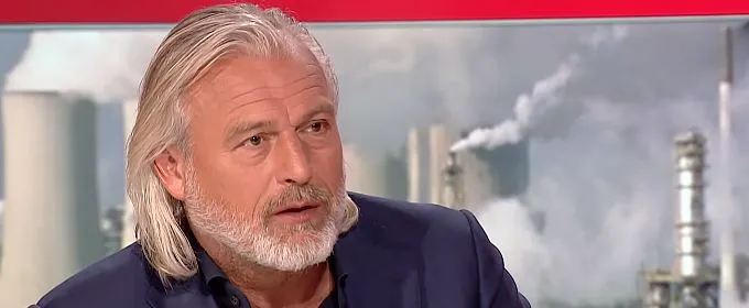 Directeur Pure Energie draait snel bij: “Wat een nacht slecht slapen al niet kan doen”