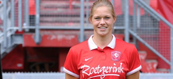 Anouk Dekker sluit eerste seizoen in Frankrijk af met plaatsing voor Champions League