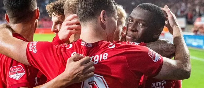 FC Twente toont veerkracht na vroege achterstand en houdt de punten in eigen huis