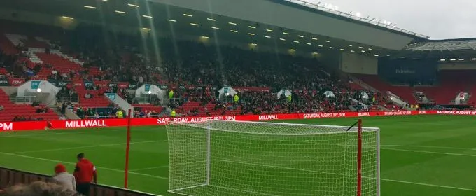 Onthutsend zwak FC Twente kansloos onderuit bij Bristol City FC