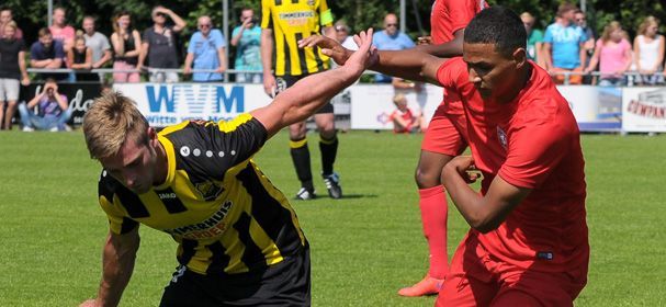 Talentvolle aanvaller verlengt contract bij FC Twente