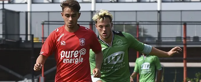 Jong FC Twente onderuit op bezoek bij oud-trainer Zoutman