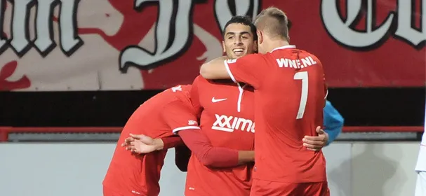 Terugblik: FC Twente keert achterstand in blessuretijd om tegen AZ