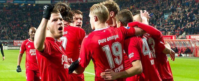 VIDEO: FC Twente behaalt derde plek in klassement Konijnenknallen