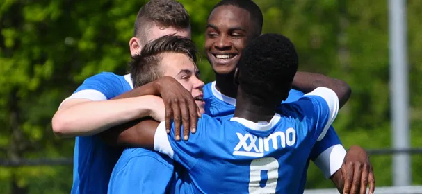 FC Twente A1 speler op proef in Bulgarije