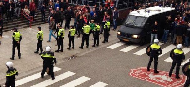 Reactie Politie en FC Twente op stadionverboden