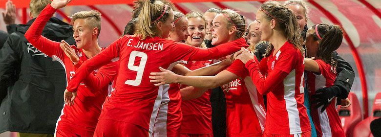 FC Twente vrouwen wint ruim op bezoek in Zwolle