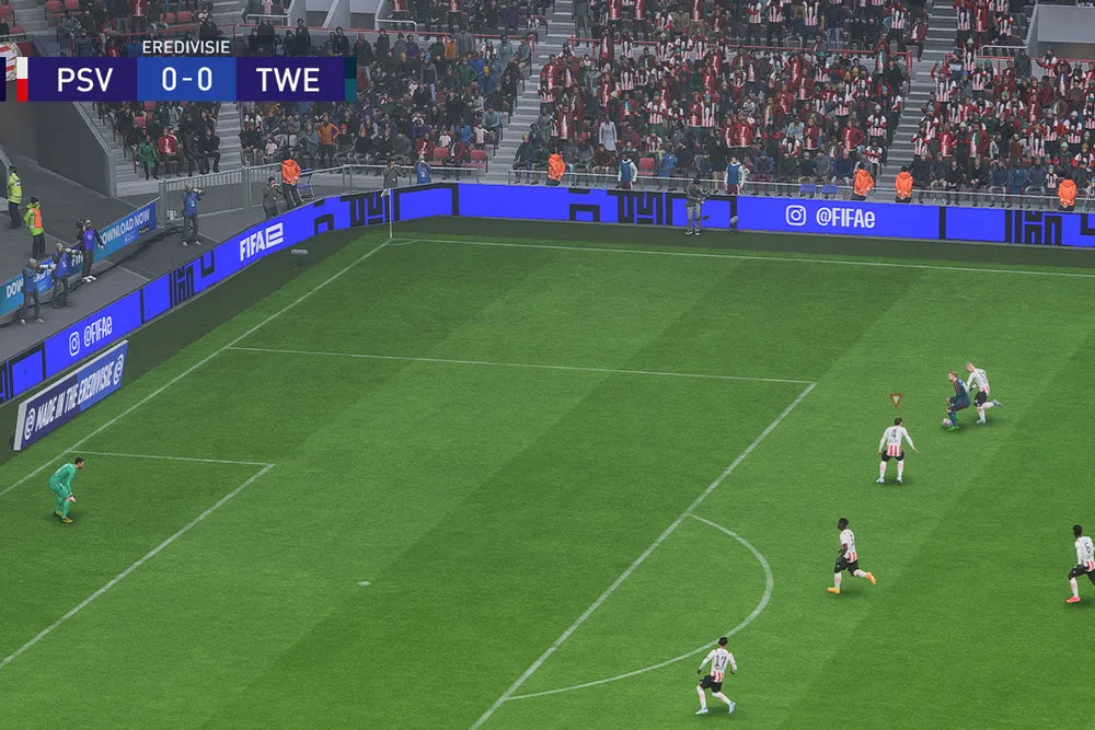 OEPS! | Bug in FIFA 23: Tzolis rent zonder hoofd over het veld