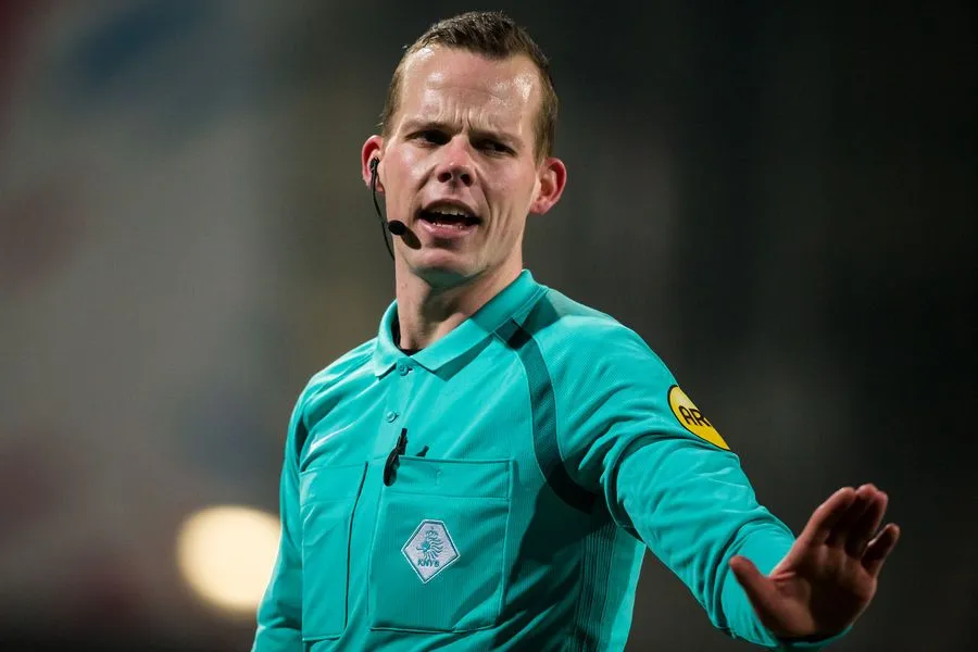 KNVB maakt scheidsrechter bekend voor uitwedstrijd tegen Jong AZ
