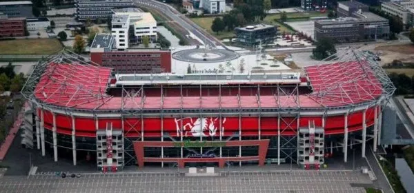 Twee herdenkingsmomenten voorafgaand aan duel tegen Ajax