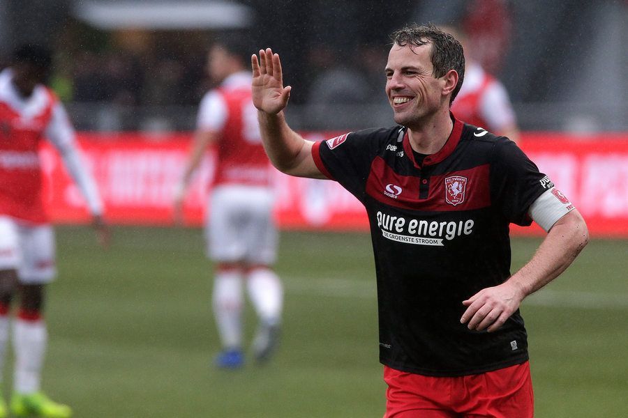 FC Twente stijgt naar tweede plek na overwinning bij MVV