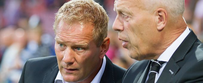 'Verbeek wil voormalig Heracles trainer meenemen naar FC Twente'