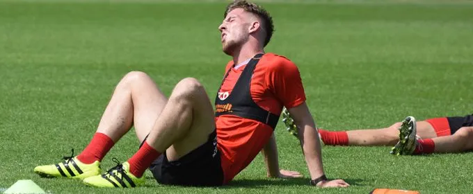 Foto's: Spelers gaan kapot tijdens de Shuttle run test