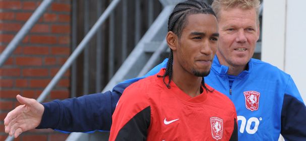FC Twente pakt volle buit, wereldgoal Cabral