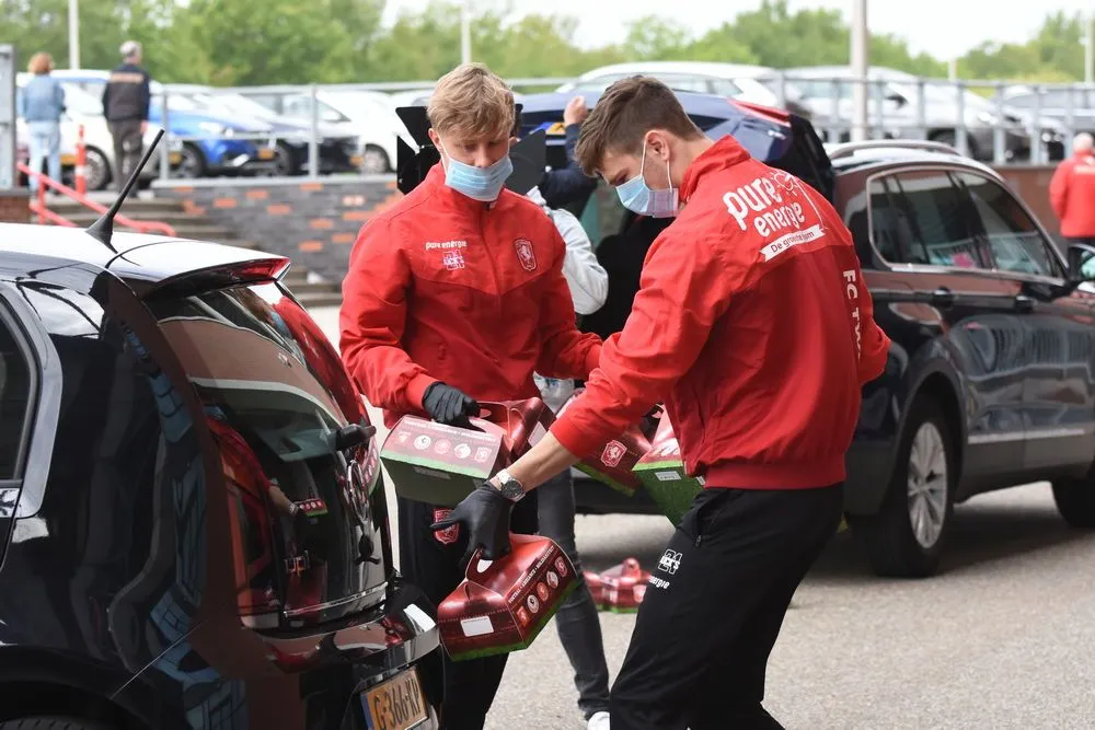 jesse bosch van der gouw fc twente broodjes beenham