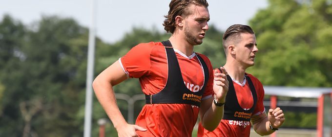 FC Twente-doelman strijdlustig: "Als je afhaakt, moet je hard aan de bak"
