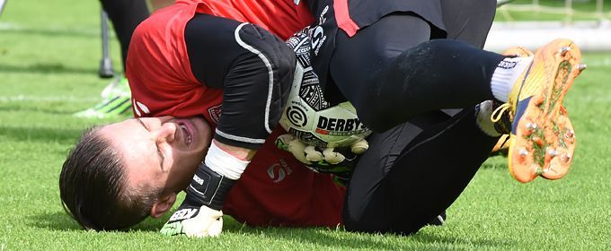 'FC Twente wil nieuwe doelman vanwege blessure Brondeel'