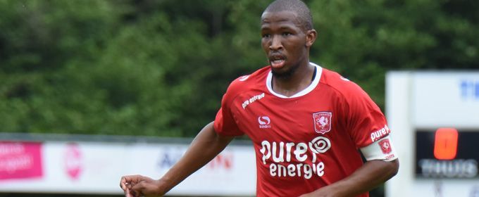 Mokotjo sluit zich op trainingskamp aan bij FC Twente