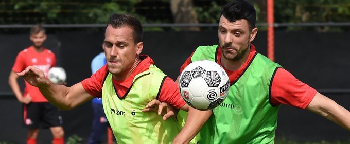 Derby uitblinker verlaat vroegtijdig ochtendtraining FC Twente
