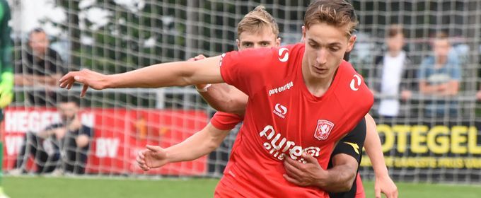 FC Twente international met Zweden door naar Elite ronde